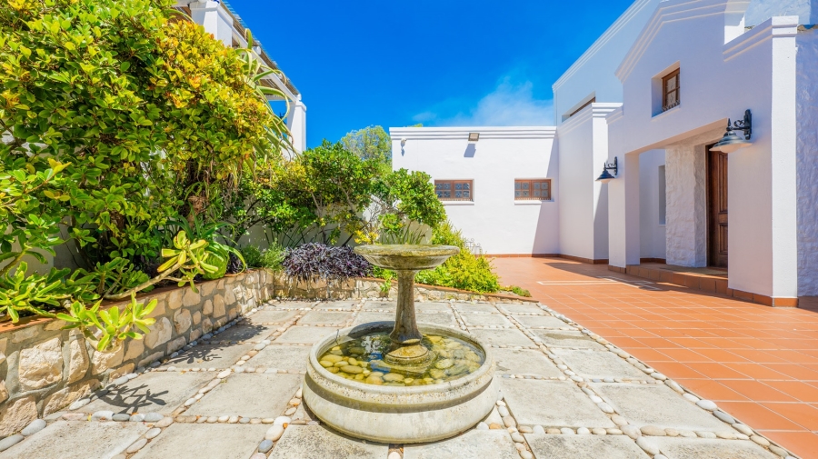 5 Bedroom Property for Sale in Arniston Western Cape